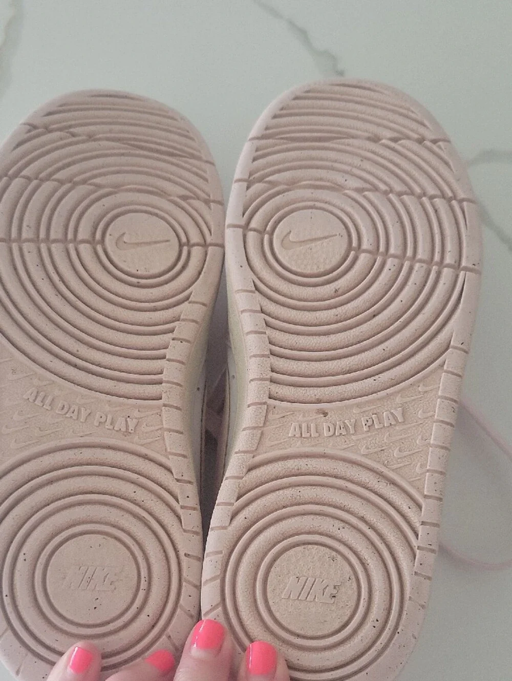 Nike Women's Low-Top Sneakers in Pink and White